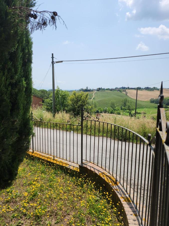 Отель Casa Cecchi Сиена Экстерьер фото