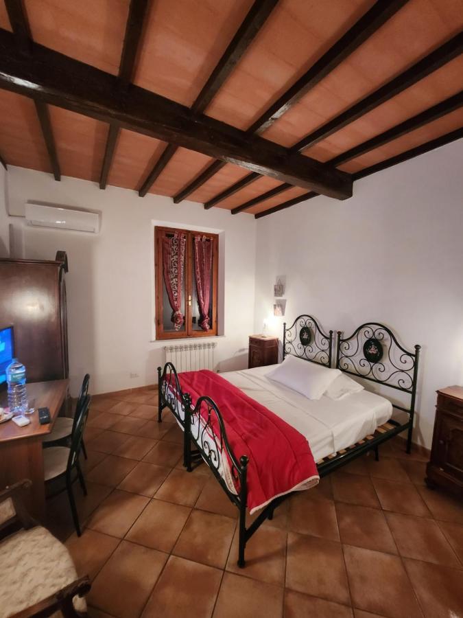 Отель Casa Cecchi Сиена Экстерьер фото