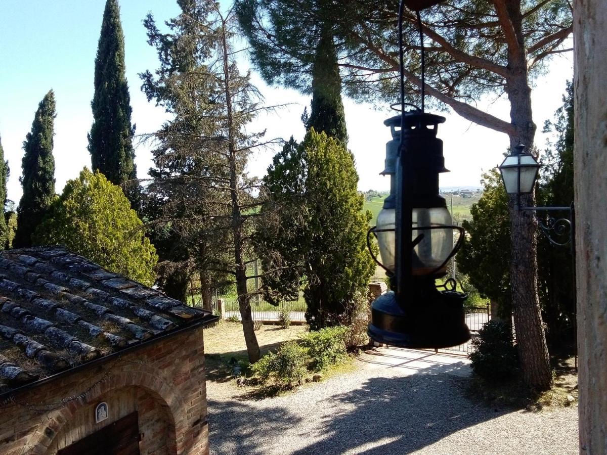 Отель Casa Cecchi Сиена Экстерьер фото